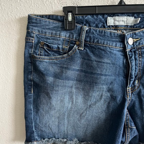 Torrid Women's Dark Wash Stretch Short Shorts Size 20 Style 10305902 - Picture 3 of 9